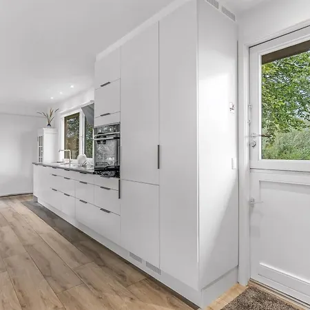 Litle - 30m From The Sea By Interhome 別荘 *