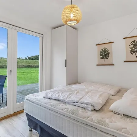 Hébergement de vacances Litle - 30m From The Sea By Interhome *
