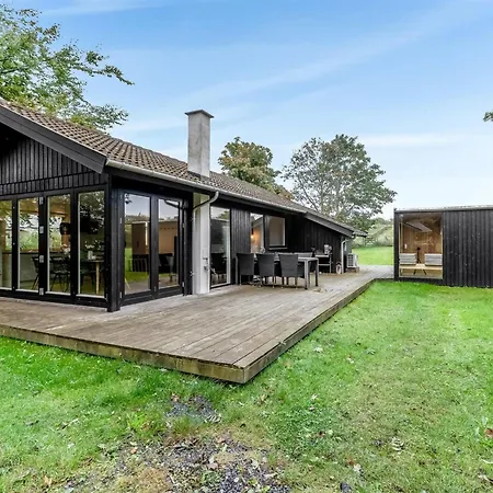 別荘 Litle - 30m From The Sea By Interhome *